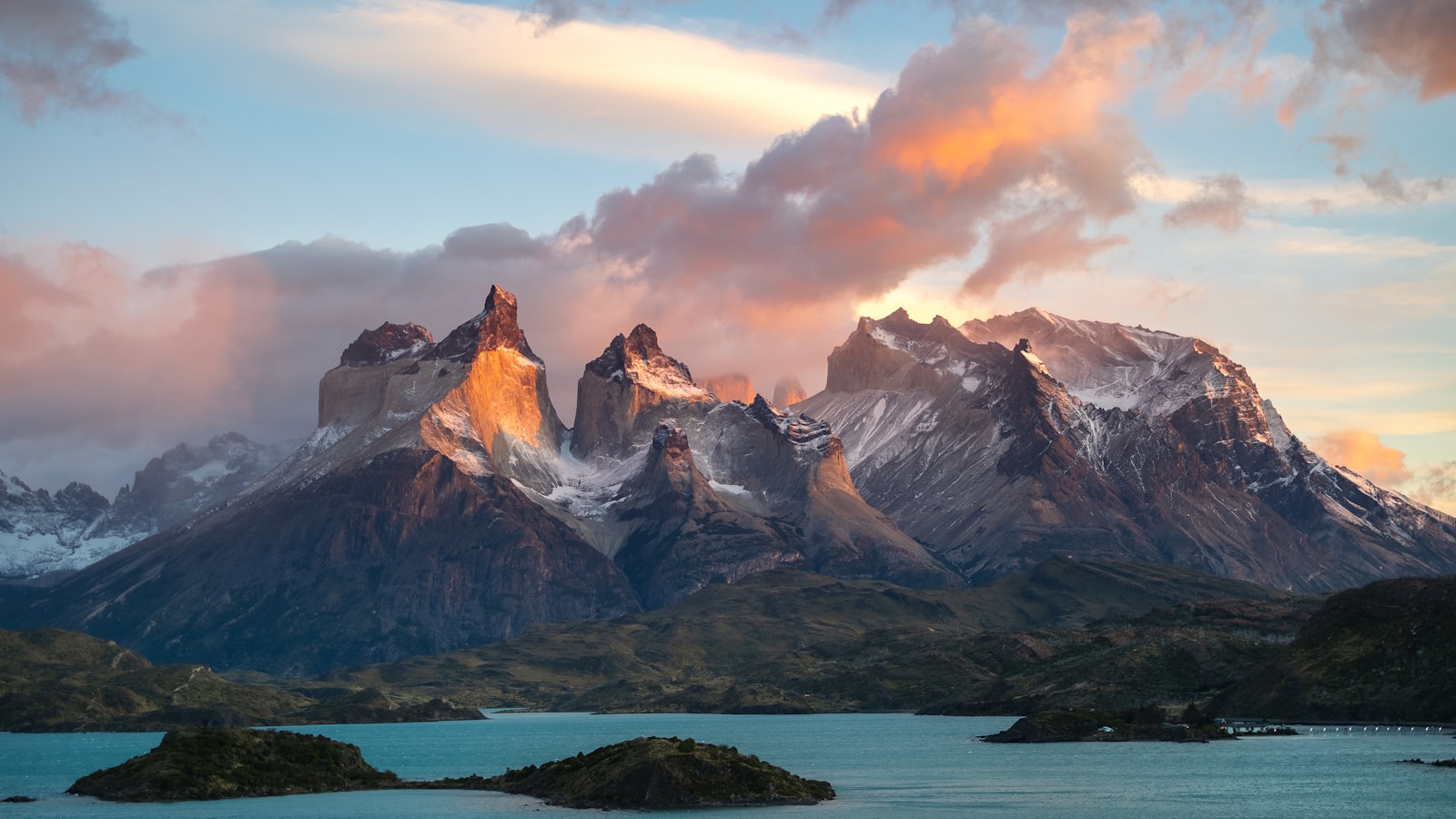 Sunrise on the Cuernos del Paine, Patagonia